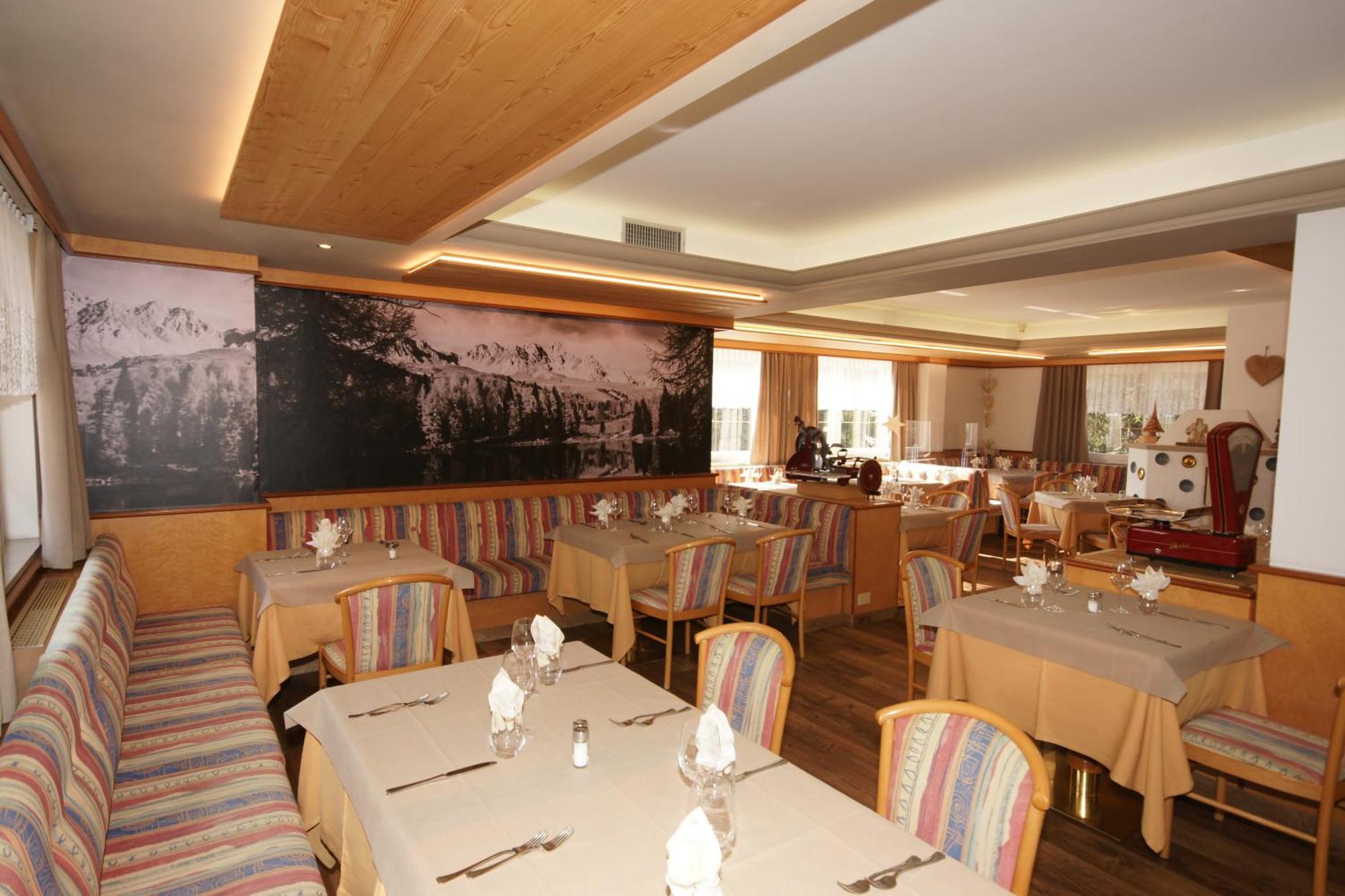 Hotel Vallechiara 모에나 외부 사진